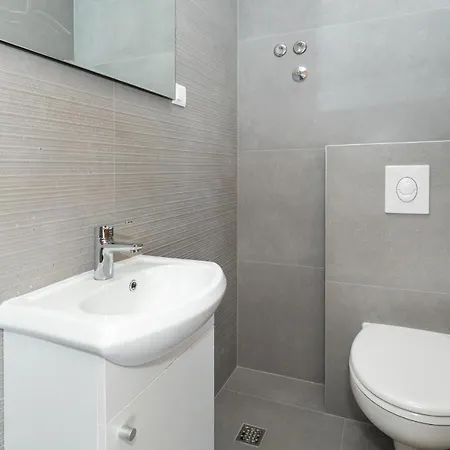 Stunning In With Wifi Blace