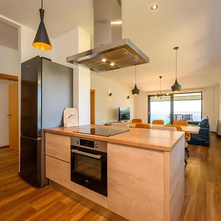Stunning In With Wifi Holiday home *
