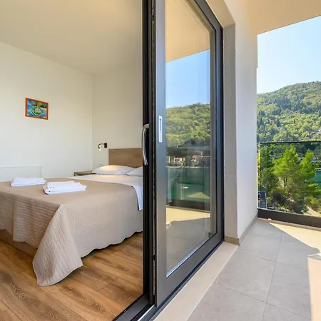 Stunning In With Wifi * Blace