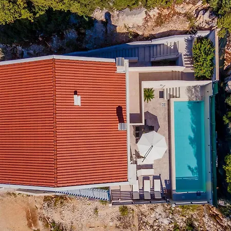 Stunning In With Wifi Holiday home *