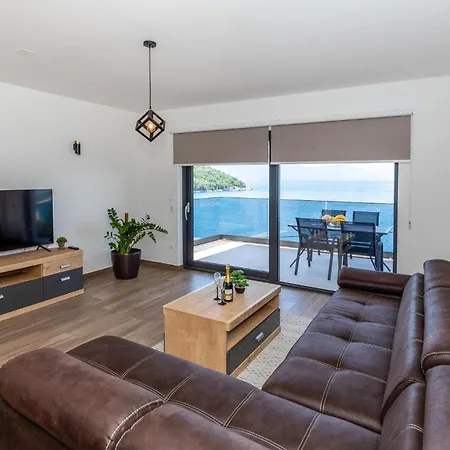 Stunning In With Wifi Сasa de vacaciones Blace