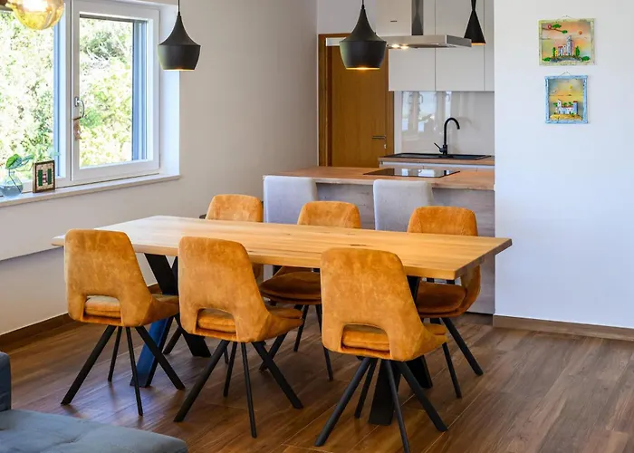 بيت للعطل Stunning In With Wifi *