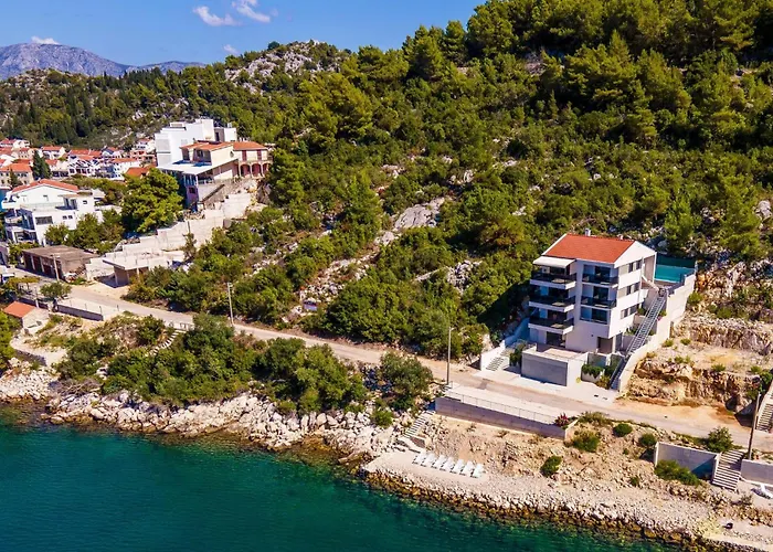 Stunning In With Wifi بلاتشي